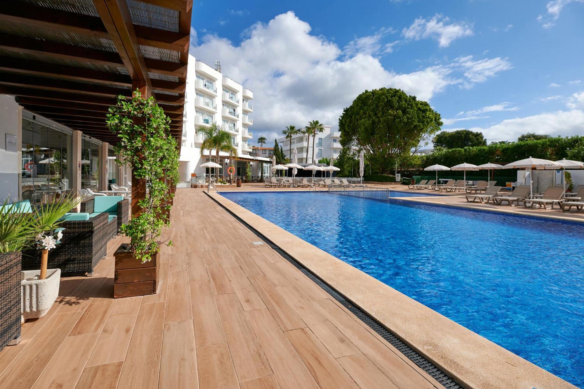 Aluasun Continental Park Hotel & Apartments Playa de Muro (Mallorca) Exterior foto