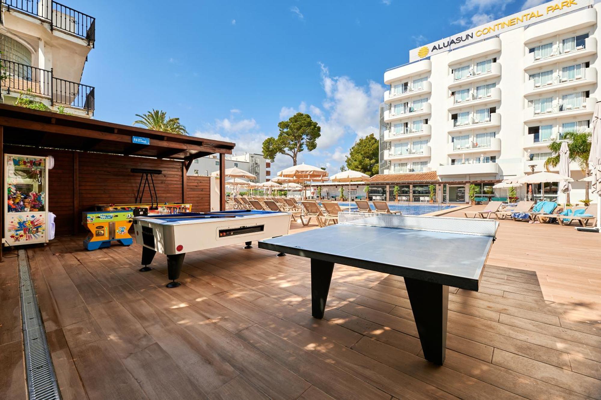 Aluasun Continental Park Hotel & Apartments Playa de Muro (Mallorca) Exterior foto
