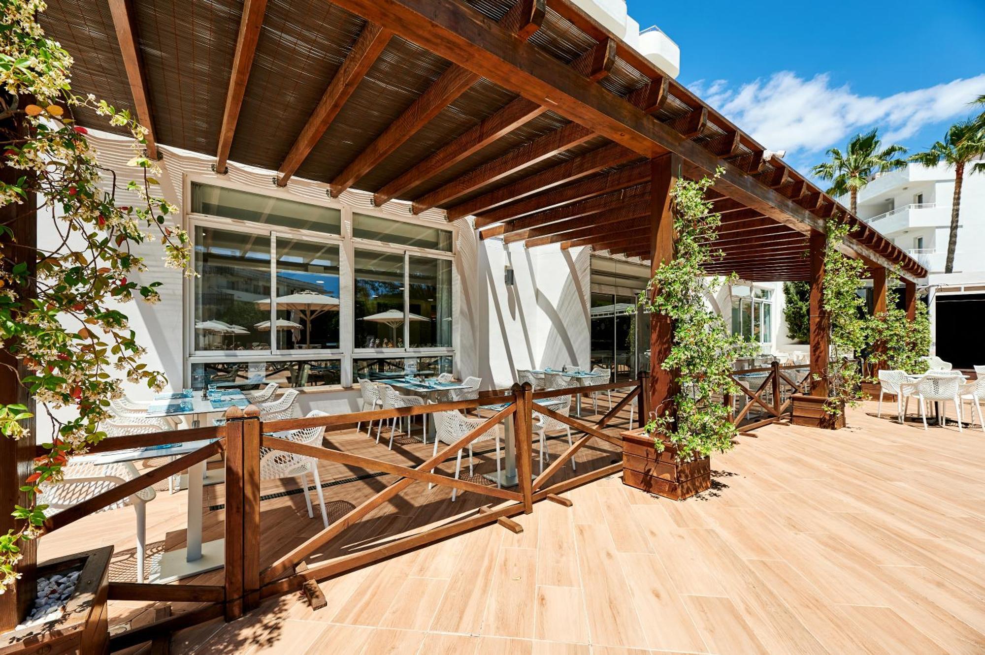 Aluasun Continental Park Hotel & Apartments Playa de Muro (Mallorca) Exterior foto
